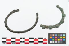 Foto von Bronzeknotenarmreif (NHMW-PRAE-026087)
